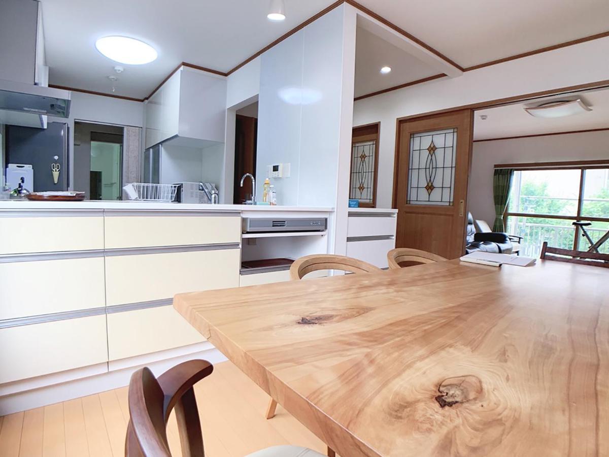 Itsukaichi First Villa Хиросима Экстерьер фото